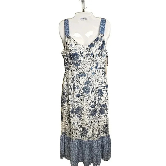NWT Mila Mae Blue White Dual Floral Print Flowy Ruffle Hem Sweetheart Neck SZ S - Picture 2 of 10